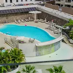 Poolside Escape - Airco & Heated Pool * 阿德耶