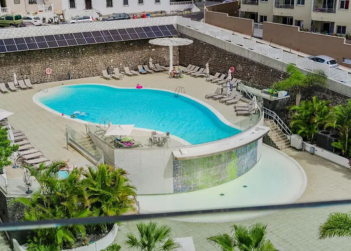 Poolside Escape - Airco & Heated Pool * Адехе