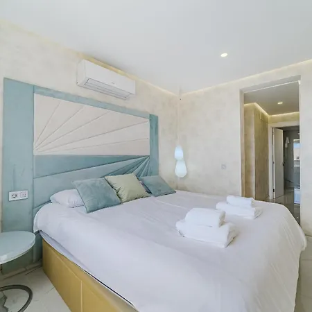 Poolside Escape - Airco & Heated Pool