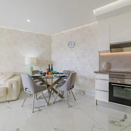 Poolside Escape - Airco & Heated Pool
