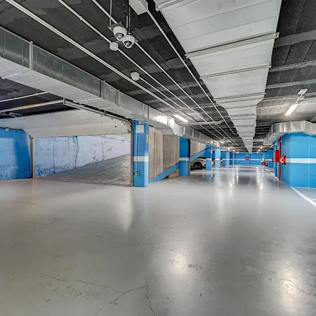 Apartment Poolside Escape - Airco & Heated Pool