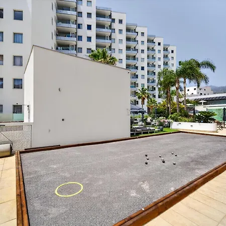 Апартаменти Poolside Escape - Airco & Heated Pool Адехе